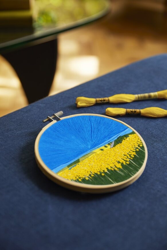 DMC Sunflower Fields Embroidery Kit