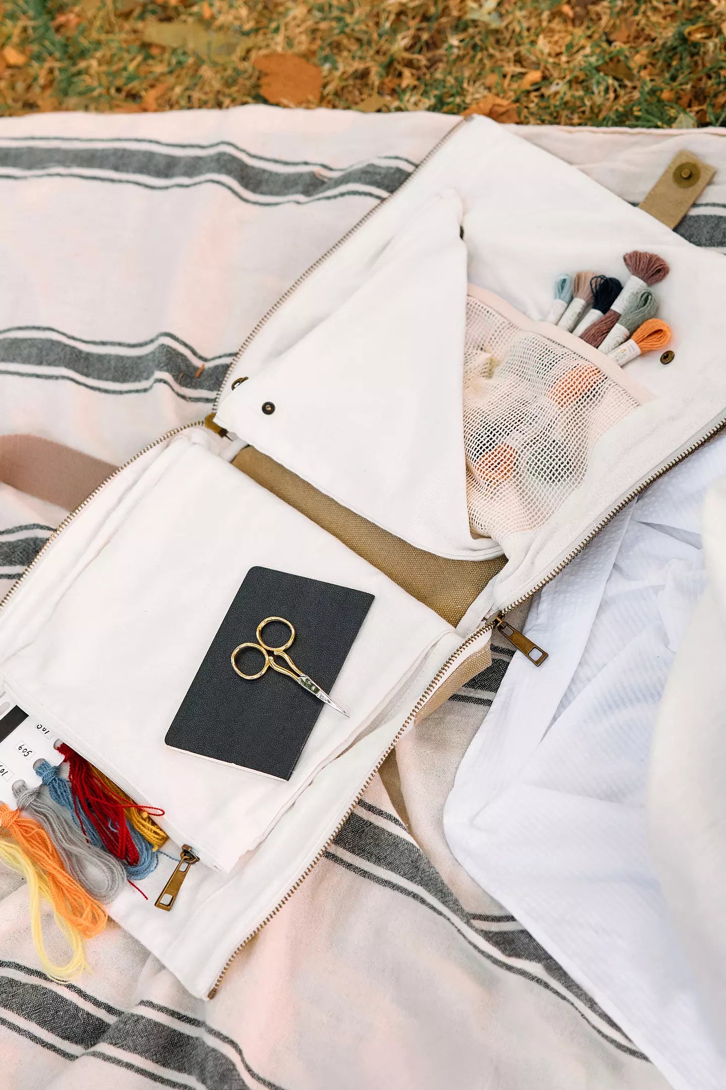 Eco Vita 'Nomad' Needlecraft Cross Body Bag